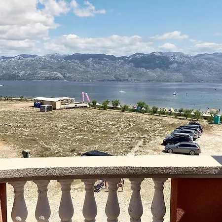 Cozy In 34 M² With Sea And Mountain View Ražanac