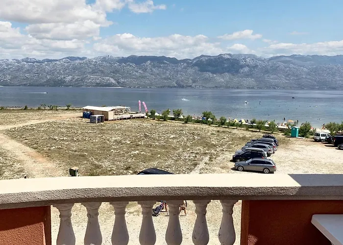 Cozy In 34 M² With Sea And Mountain View Ražanac
